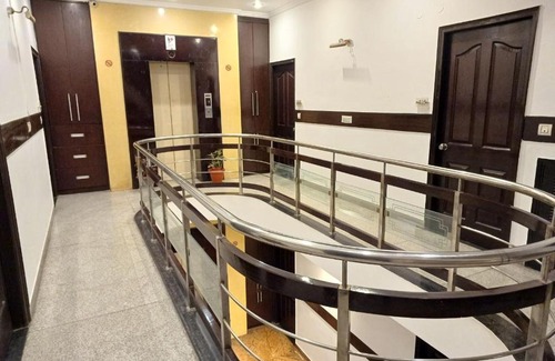 Sector 14 Hotel | Skylark Hotel by Gabrian Hotels