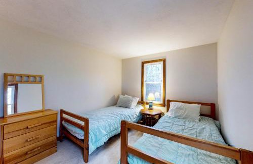 South Dennis House | Skylight Tonight