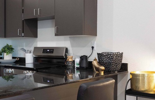 Highfill Apartment | Skyline - 5 mi to XNA - 15 mi to DT Bentonville