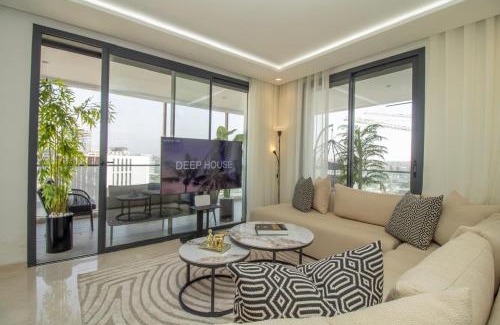 Casablanca Apartment | Skyline Retreat