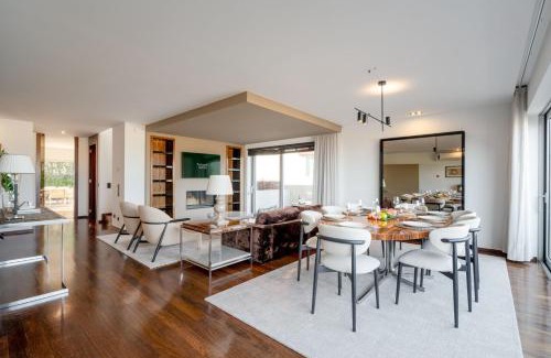 Viana do Castelo House | Skyline Retreat with pool by Portugal Active
