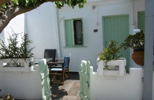 Skiros House | Skyros Panorama Studios