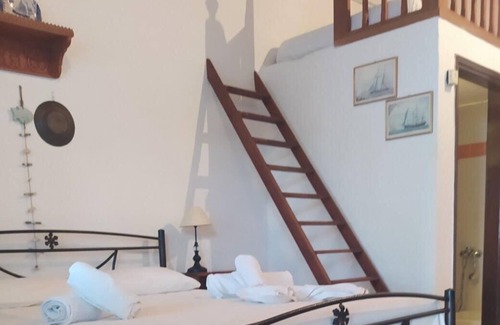 Skiros Condo | Skyros Quad on the Sea, Your Beachside Haven