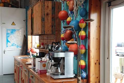 Lauwersoog Bed & Breakfast | Slaaphuisjes LauwersmeerPlezier!