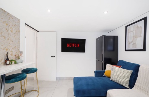Castleford Apartment | Sleek and Stylish Yorkshire Gem