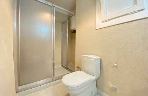 Sisli Apartment | Sleek Flat w Balcony 4 min to Cevahir Mall