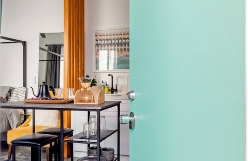 Ladera Heights Apartment | Sleek Luxury Studio with Patio, LAX & Beach Access