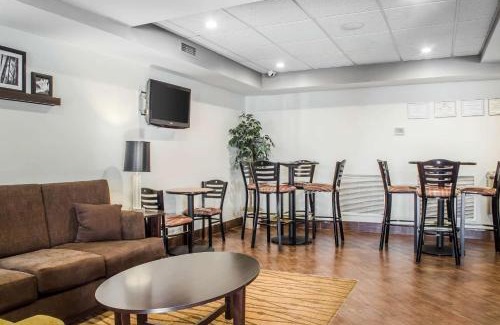 Trevose Hotel | Sleep Inn & Suites Bensalem
