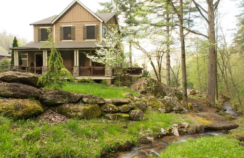 Bear Lake Reserve House | Sleep To The Sounds of Kiesse Creek - Best Location!