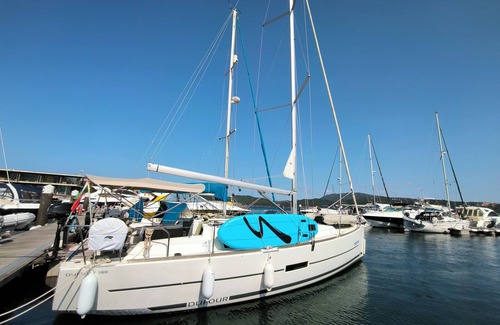 Carvalhal Boat Rental | Sleeping on a Yacht Experience