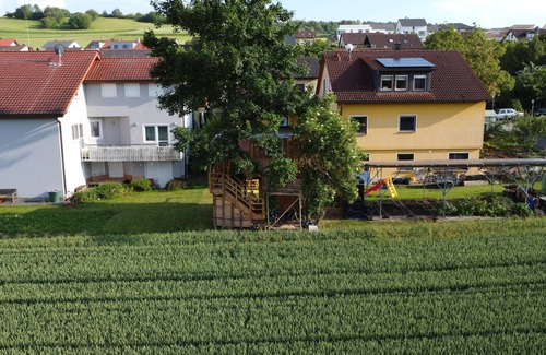 Weikersheim Cabin | Sleeping on stilts in our tree house