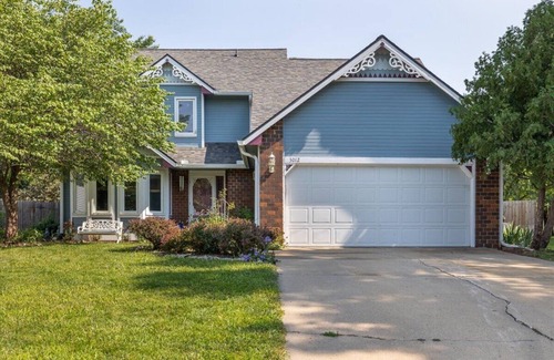 Lawrence House | Sleeps 12! Main Level Primary Suite - Beautiful Backyard Oasis!