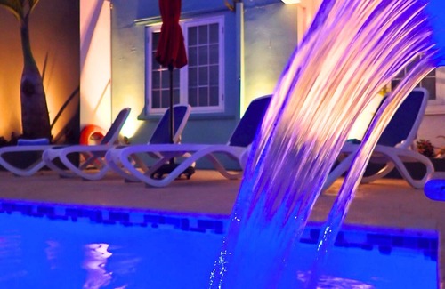 Carrizal House | Sleeps 12 | Queen beds | Ocean | Sunsets | 2 units