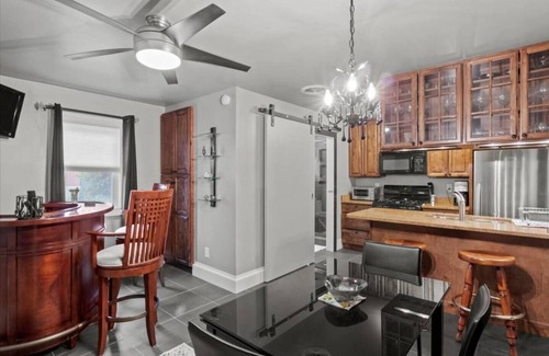 Seneca Falls House | Sleeps 13 | Seneca Wine Trail | Near Seneca & Cayuga Lake
