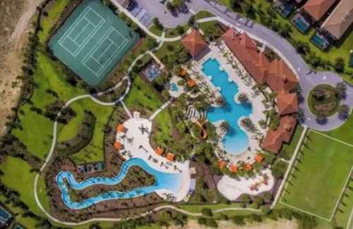 Sunridge Woods House | Sleeps 20, Pool + Hot Tub, Resort, 15 min - Disney