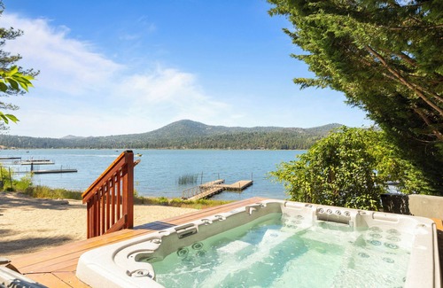 Big Bear Lake House | Sleeps 23 | 2 Lakefront Homes, Private Dock+Beach, Hot Tub, Fire Pit, Deck Views