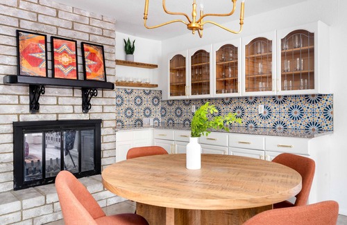 Shea North Estates House | Sleeps 24 | FREE Heated Pool, HotTub & Pickleball!