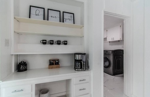 Bay Area House | Sleeps 28 - Ocean View - Pearl on Ocean Dr, Combined Estate