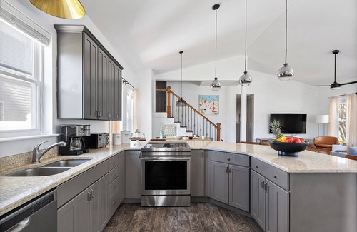 Crystal Beach House | Sleeps 36 | 2 Homes, Walk to Beach, Priv Pool + Hot Tub | Tidal Wave & Seacrest