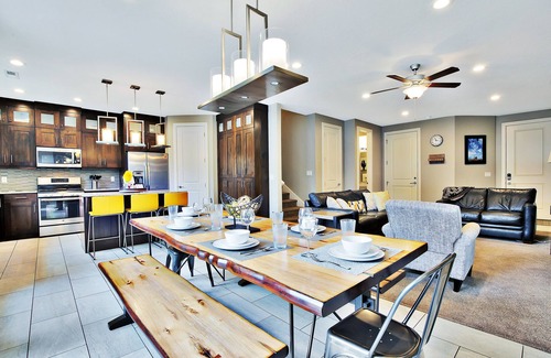 Moab House | Sleeps 58: Townies | Pool/Spa | Garage | Downtown Location | 420/424/428/432