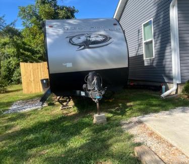 Bloomington Other | Sleepyheadz Campers and Tents LLC