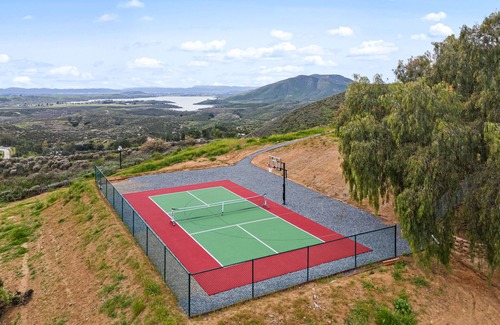 Temecula House | Slice of Heaven by AvantStay | Breathtaking Views!