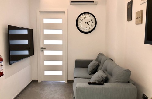 Sliema Apartment | Sliema Beach Apartment