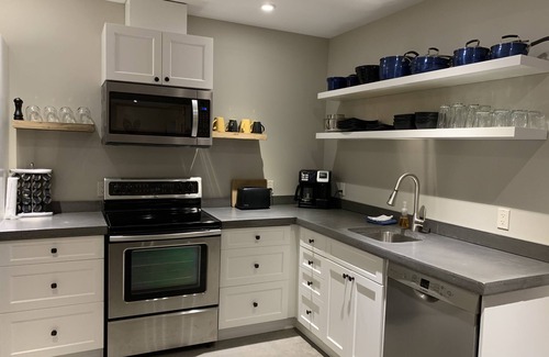 Okanagan-Similkameen Condo | Slope side at Apex Mountain Resort