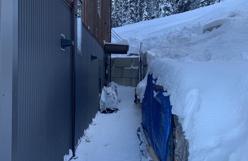 Okanagan-Similkameen Condo | Slope side at Apex Mountain Resort
