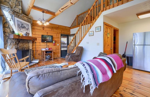 Laurelville Cabin | Slopeside | Hocking Hills