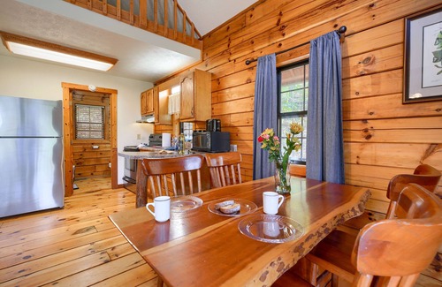 Laurelville Cabin | Slopeside | Hocking Hills