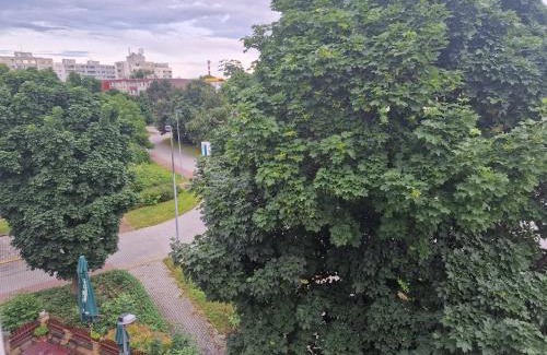Prague 18 Apartment | Slunný byt v Praze Letňanech