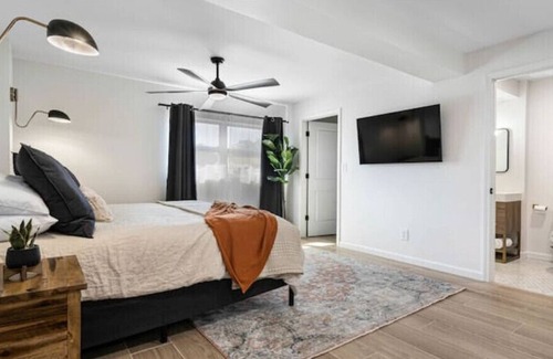 Arcadia House | Sly Gator House