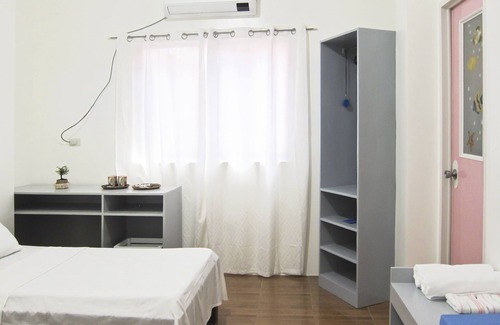 Santa Fe House | SMAK's Apartment - Twin Room | Bantayan Island | Santa Fe