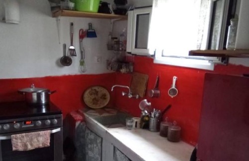 Marathon Villa | Small Vila nearby the beach and the center of the marathon
