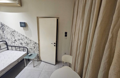 Aigaleo Apartment | Small apartment 15sqm2 with AC in Egaleo