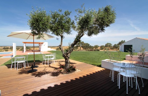 Almodovar e Graca dos Padroes Cottage | Small countryhouse 3 Klms From Almodovar, Family-Friendly; Pet-Friendly