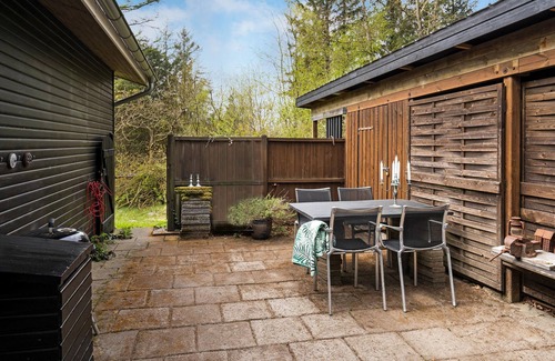 Nibe House | Small, cozy and well-equipped cottage on a large natural plot.