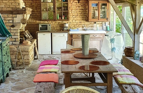 Clussais-la-Pommeraie House | Small farm, capacity of 14 people, private swimming pool, near Futuroscope.