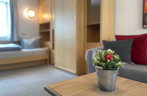 Zweifall Apartment | Small first floor apartment in quarry stone cottage Eifel/Aachen