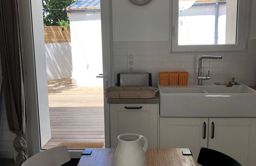 Finistere House | Small fisherman's cottage with terrace on the seafront
