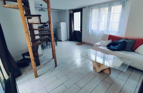 Sorigny House | Small gite in the center of Montbazon, close to shops and the donjon.