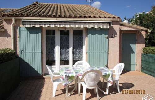 Saint-Martin-d'Ardeche Cottage | Small house in a residence with swimming pool