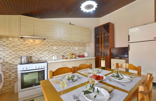 Dafnata House | Small holiday home on the outskirts of Aghios Mattaios, Corfu