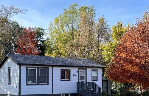 Alexandria House | Small Home in the City of Alexandria!