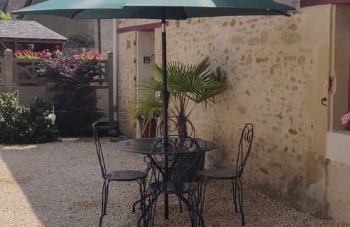 Huille House | Small house in the heart of a 15th century property.