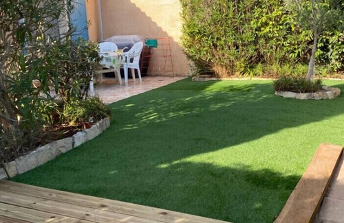 Frejus House | Small House With Garden - Residence With Pool