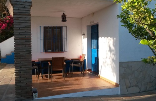 Velez-Malaga House | Small house with pool in the olive grove with sea view