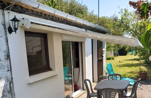Le Crotoy Cottage | small independent studio on one level in the middle of a plot of 1000m2