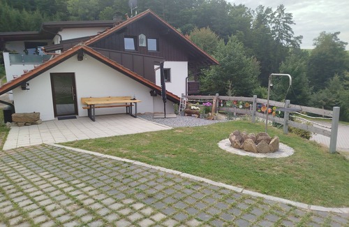 Stallwang Apartment | Small mountain farm in the Bavarian Forest. Beautiful terrace with fireplace